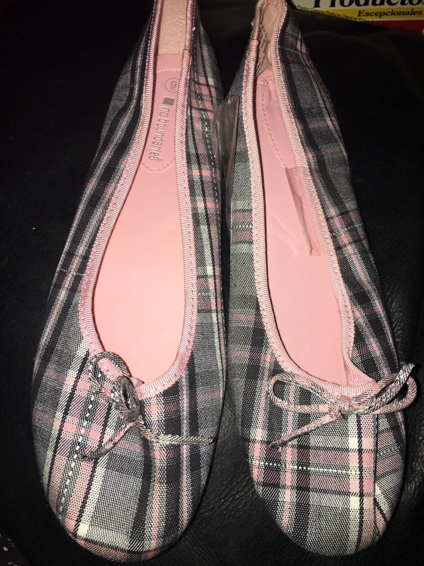 pink and gray no boundaries slides