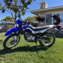 🏍️ 2015 Yamaha XT250 – Street-Legal Dual Sport / Dirt Bike – 2,560 Miles
