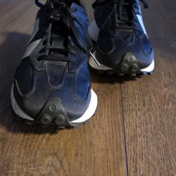 New Balance Women's 7.5