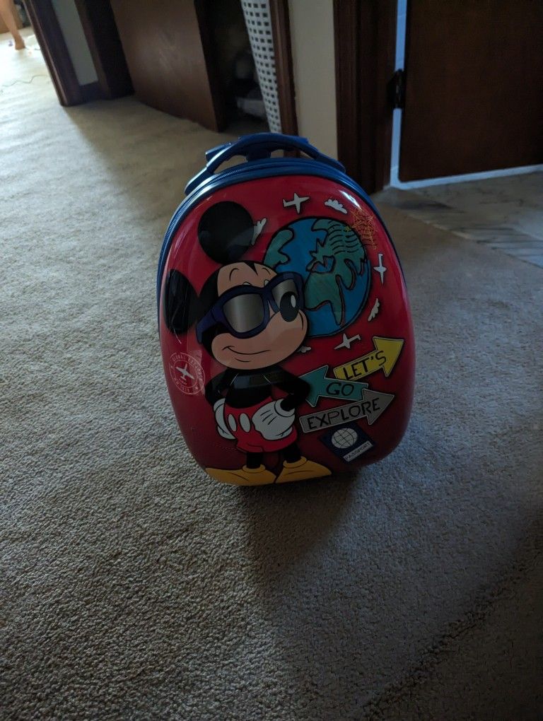 Kids Mickey mouse carry on
luggage