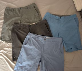 Linksoul & Johnnie-O Men's Shorts Size 35/36