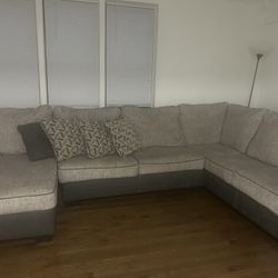 U Couch 