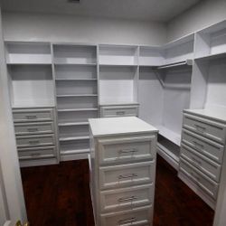 Custom Closet 