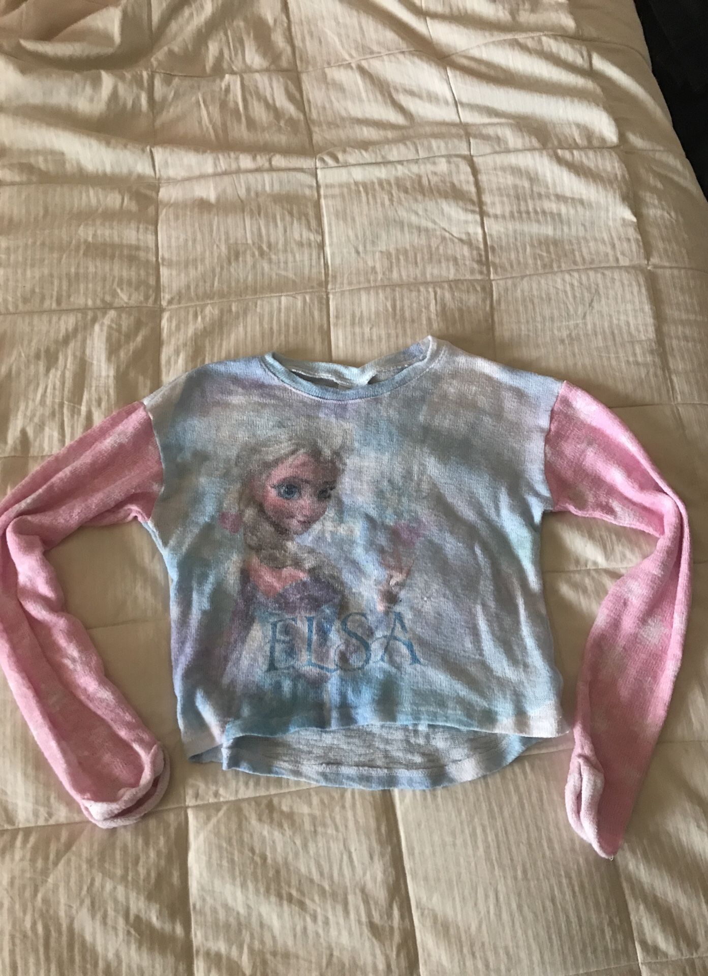 👩🏻🦳 Elsa shirt