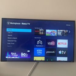 Roku LED 42” TV