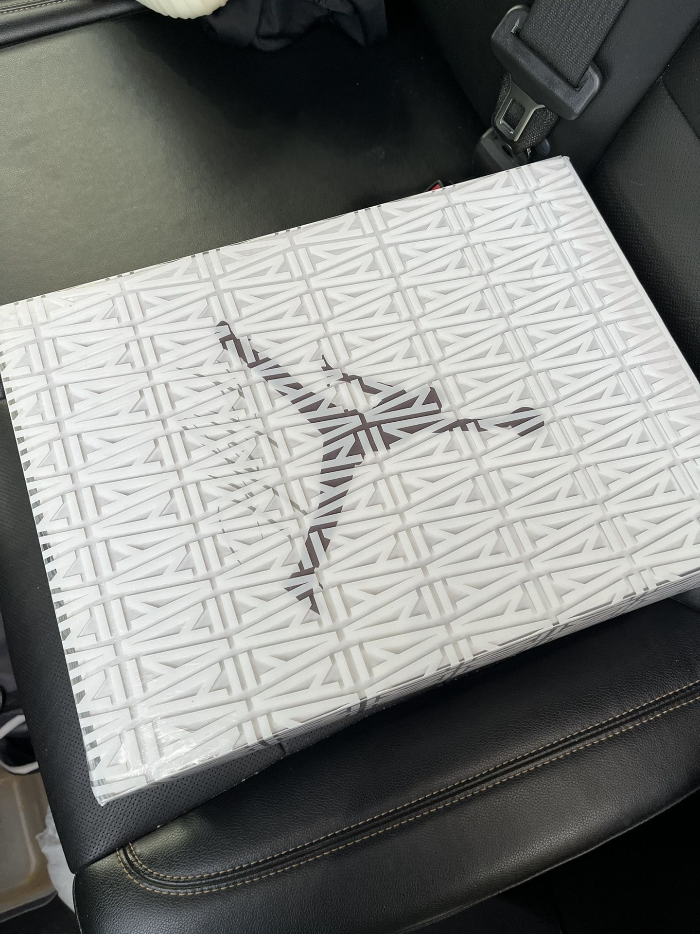 Jordan 3 “ A Ma Maniere”