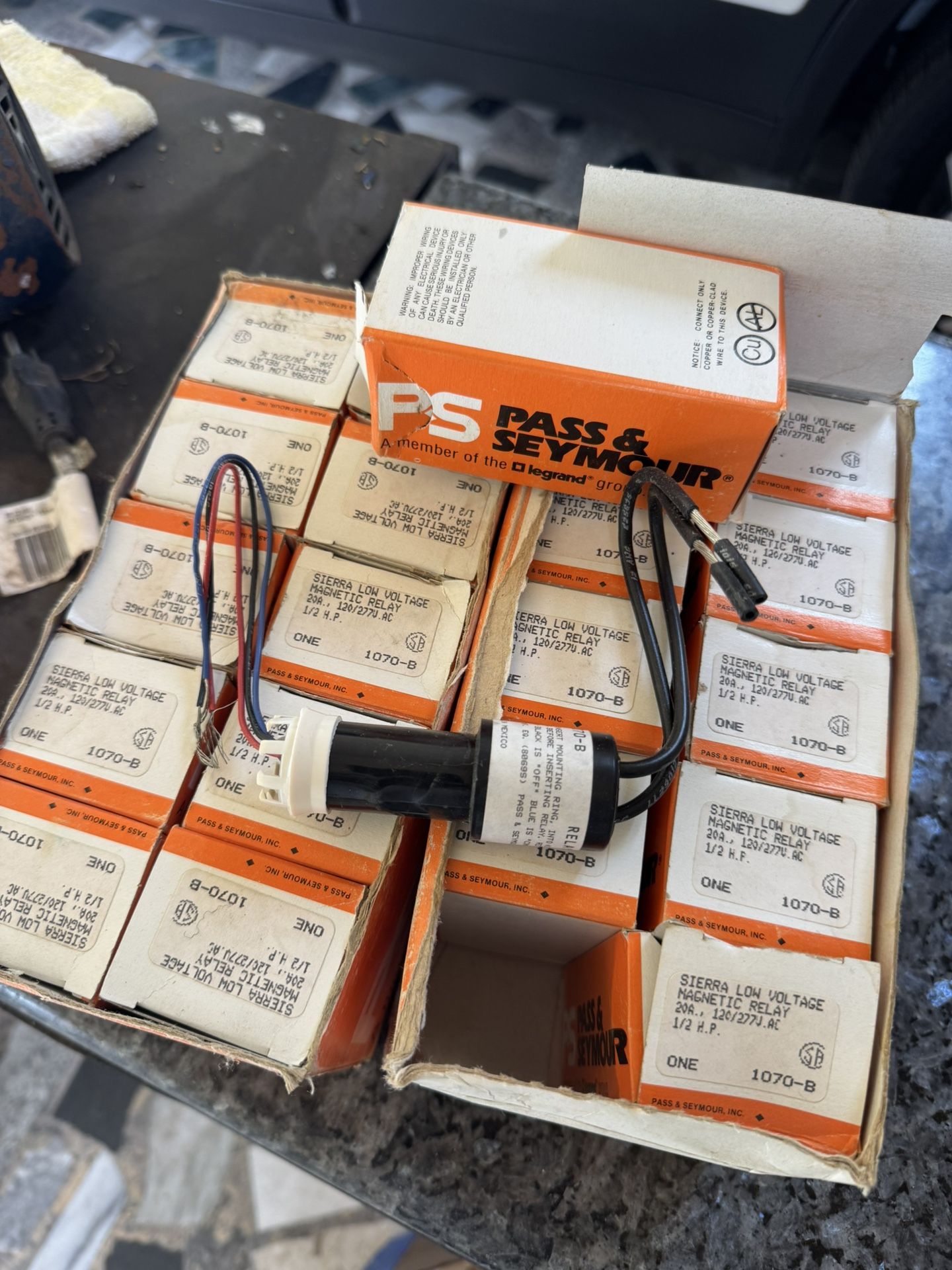 Sierra low voltage magnetic relay. 20 Piece