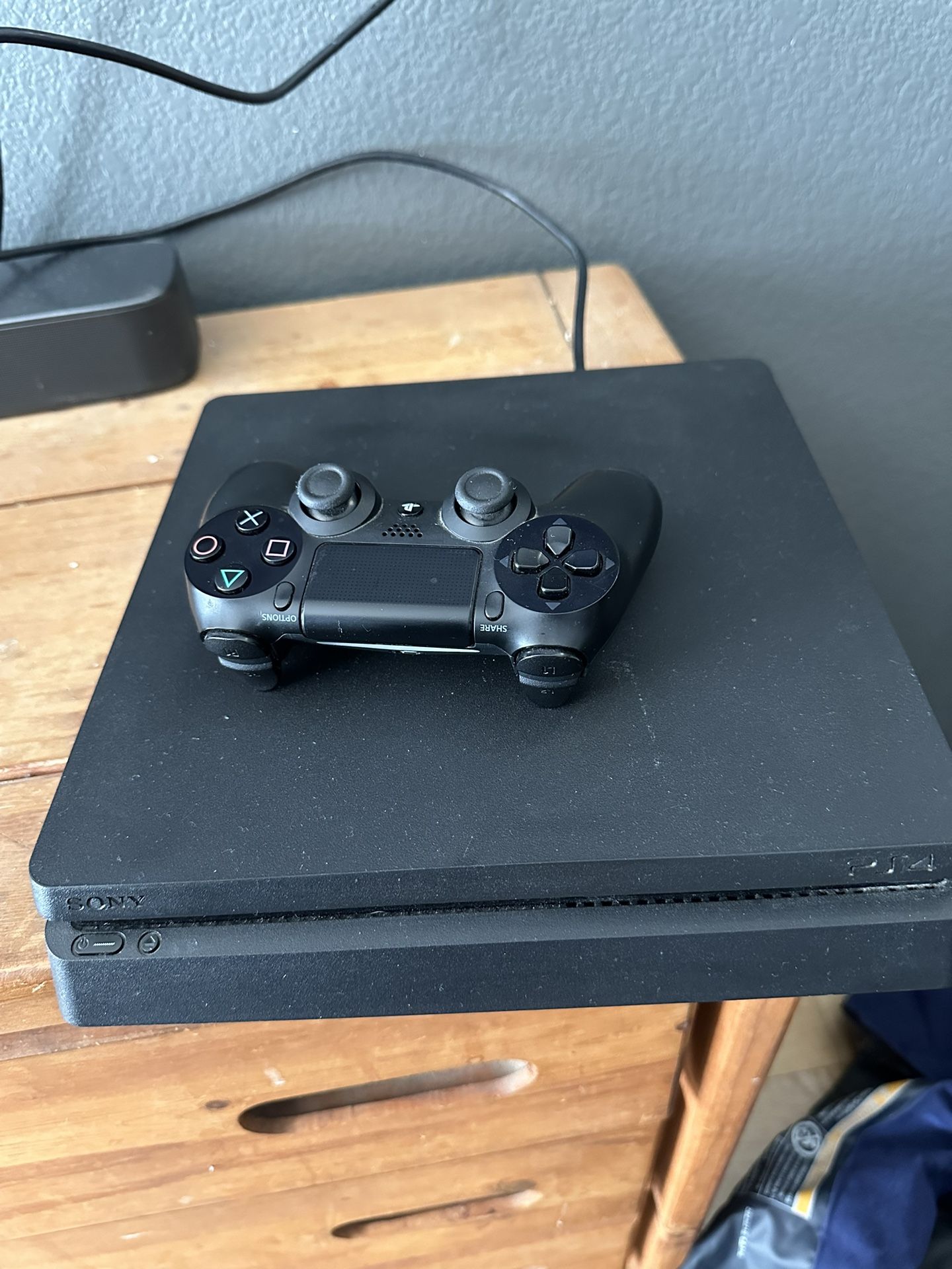PlayStation 4 Slim