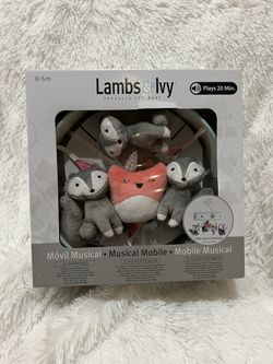 Brand New Lvy And Lamb Baby Mobile 