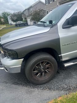 Dodge Ram 1500 Fenders