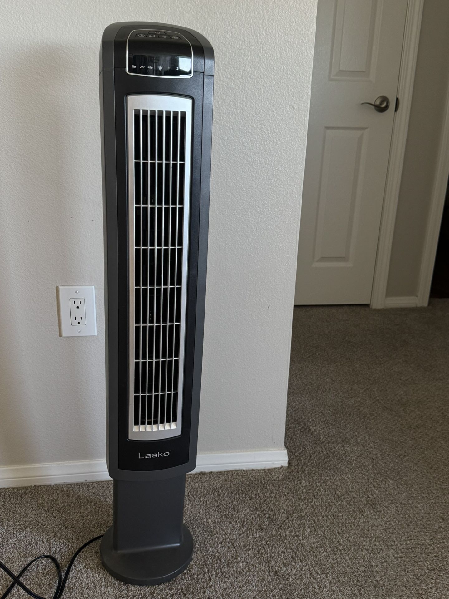 Tall Lasko Fan (no stand)