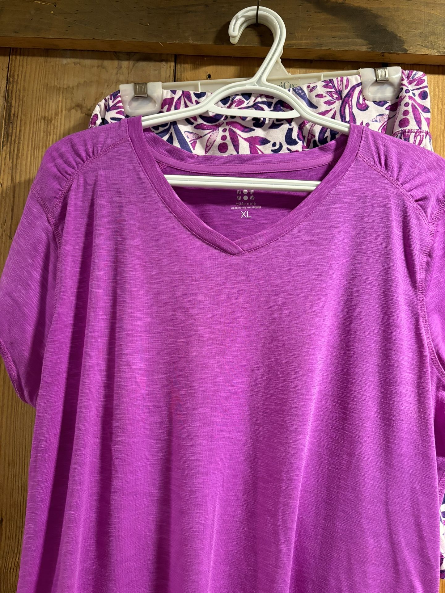 Title 9 Women's Xl Skirt & Top Sets
