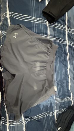 Grey Under Armor Shorts 