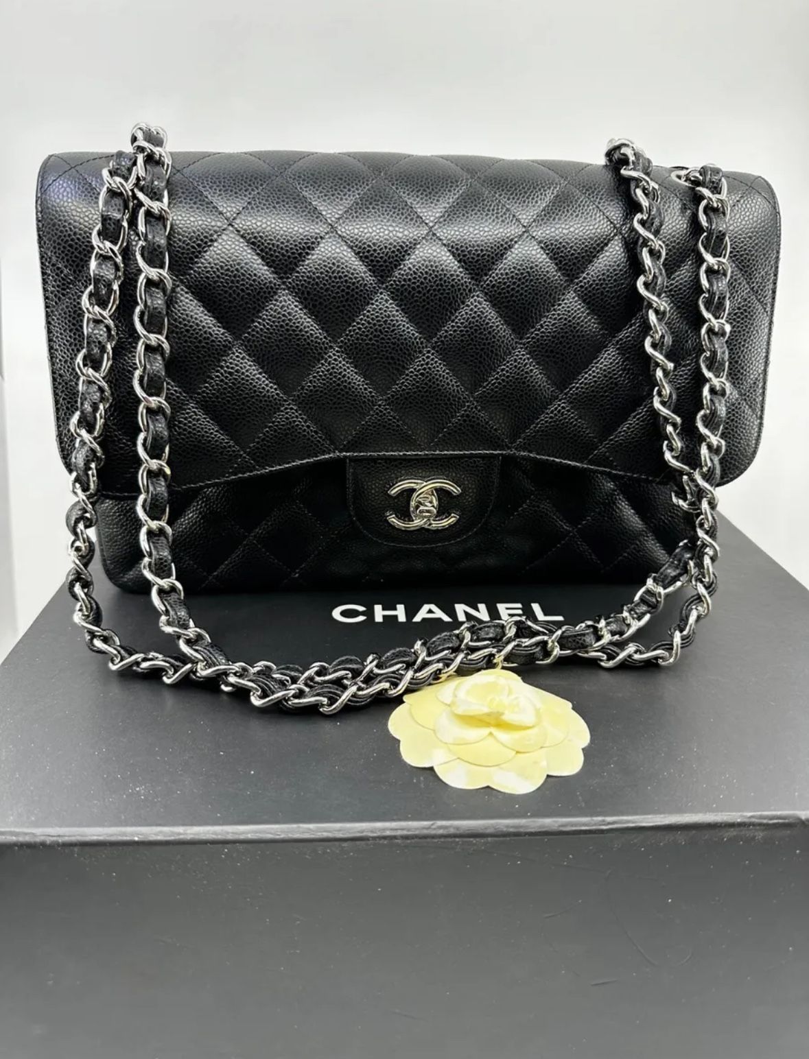 Chanel Black Quilted Caviar Jumbo Double Classic Flap A58600 Y01588 C3906