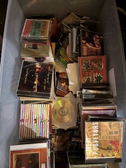 HUGE COUNTRY CD COLLECTION 100-200+ CDS
