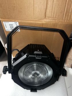 Martin VDO Atomic Bold LED Fixture