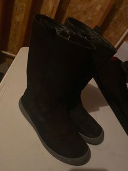 Girls boots size 3