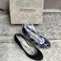 Woman's shoes
