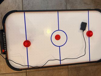 Mini air hockey table
