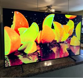 SAMSUNG 43 INCHES 7000 SERIES UHD 4K