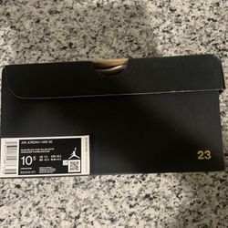 Jordan 1 Mid- Yellow Toe (10.5)