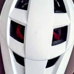 BELL SPARK BIKE HELMET WOMENS YOUTH BRAND NEW