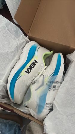 Hoka shoes brand new size 8 men
