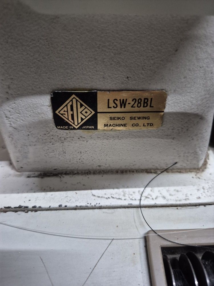Sekio Sewing Machine 