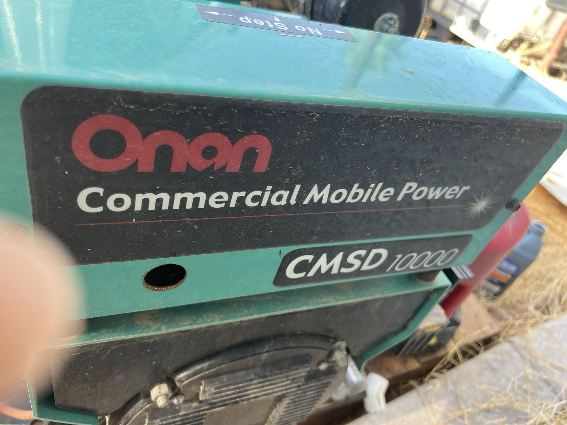 Onan Cmsd 10,000 Comercial Generator