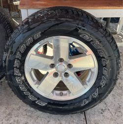 Rim and tire for jeep 18