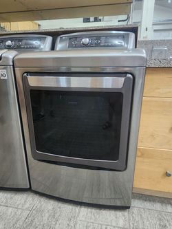 LG Washer & Dryer Set