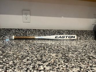 At bat selling a Easter bat