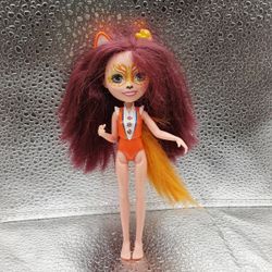 Set Of Enchantimals Dolls
