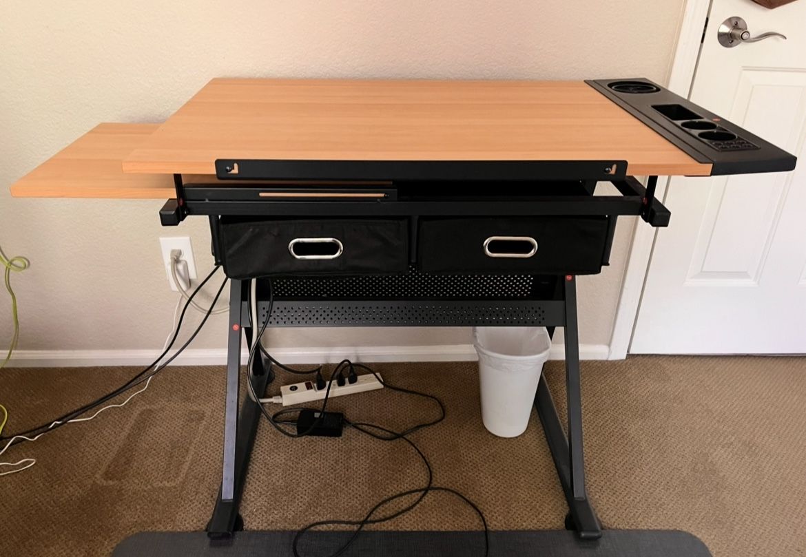 Desk With Adjustable Top 