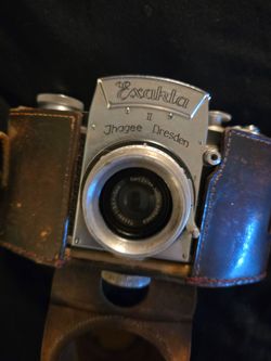 Exakta II Ihagee Dresden 35mm Film Camera