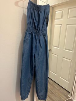 Women’s Sleeveless Jumpsuit NWT