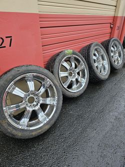 22" 5 Lug Chrome Rims