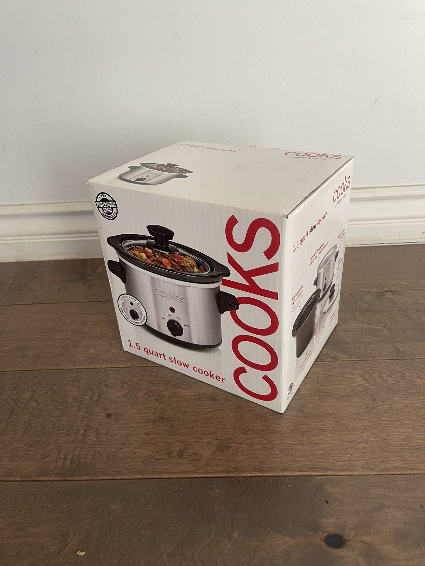 ✨ Cooks 1.5 Quart Slow Cooker — Compact & Convenient! ✨