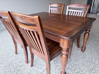 Table, chairs, sideboard match set