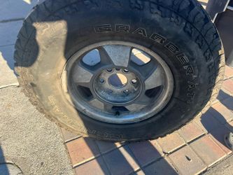 Tires/ Llantas