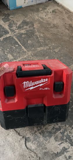 Milwaukee M12 fuel brushless vacuum