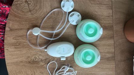 Elvie Stride Hands-Free Wearable Double Breast Pump – Excellent Condition