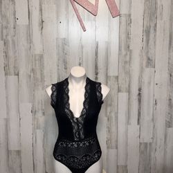 Papaya Black Lace Plunge Bodysuit Women’s Size M Sexy Sheer Sleeveless One Piece