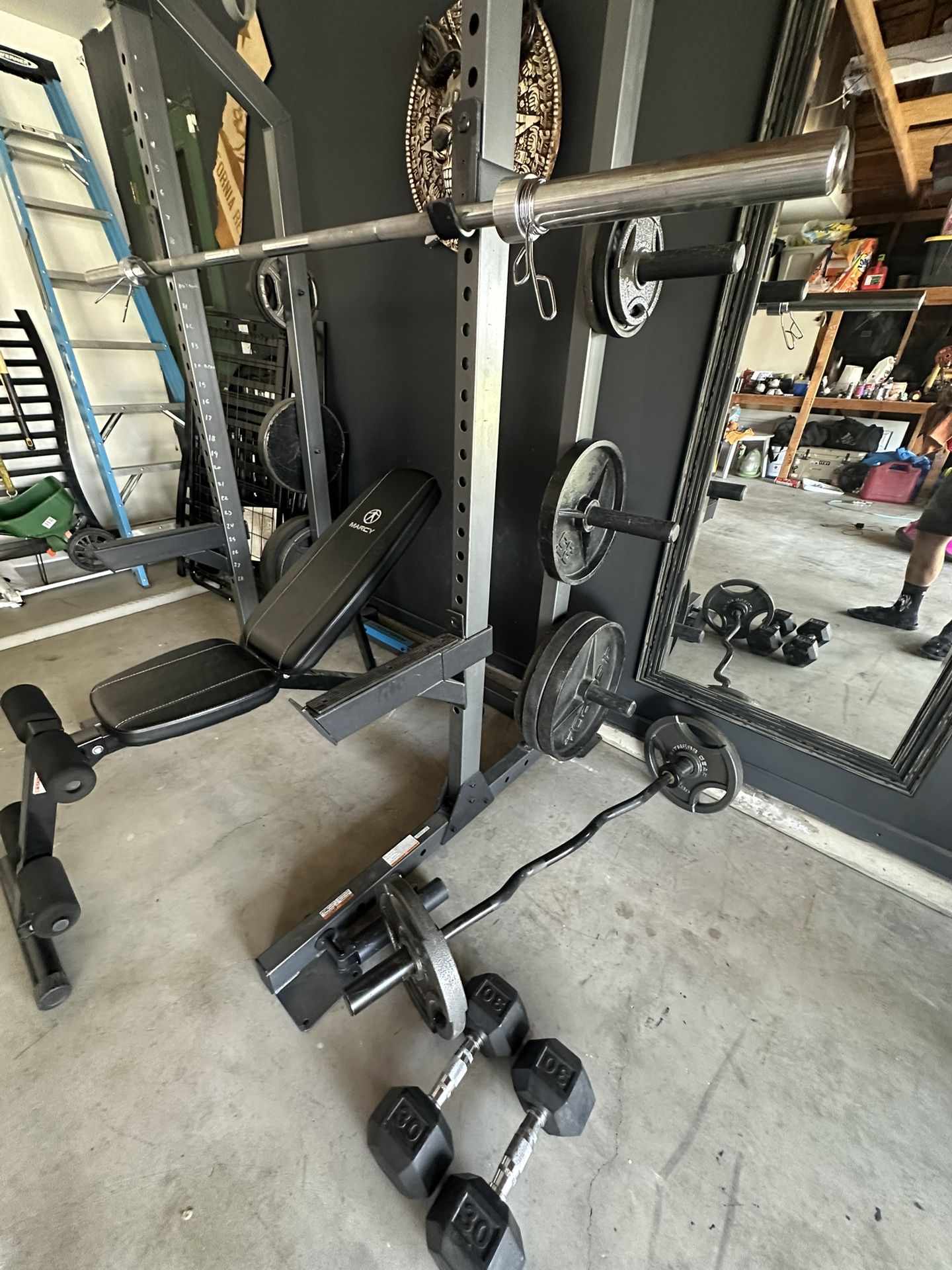 Squat Rack/ Bench
