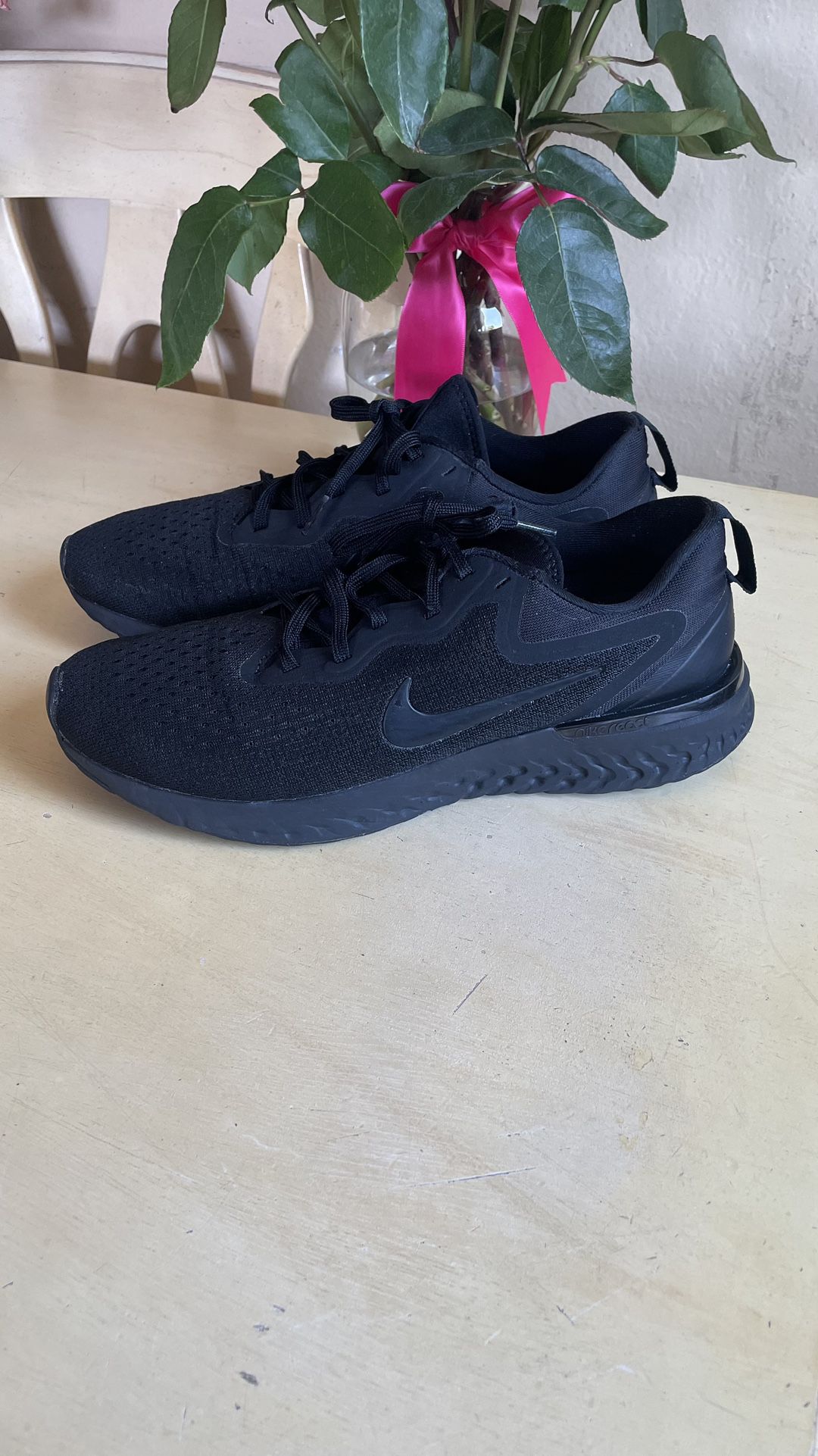 Mens Nike Shoes Size 10 