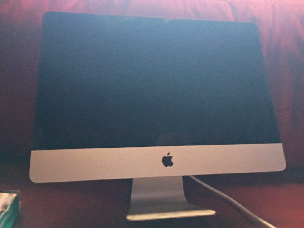 Apple Monitor
