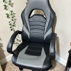 Black/ Gray Chair