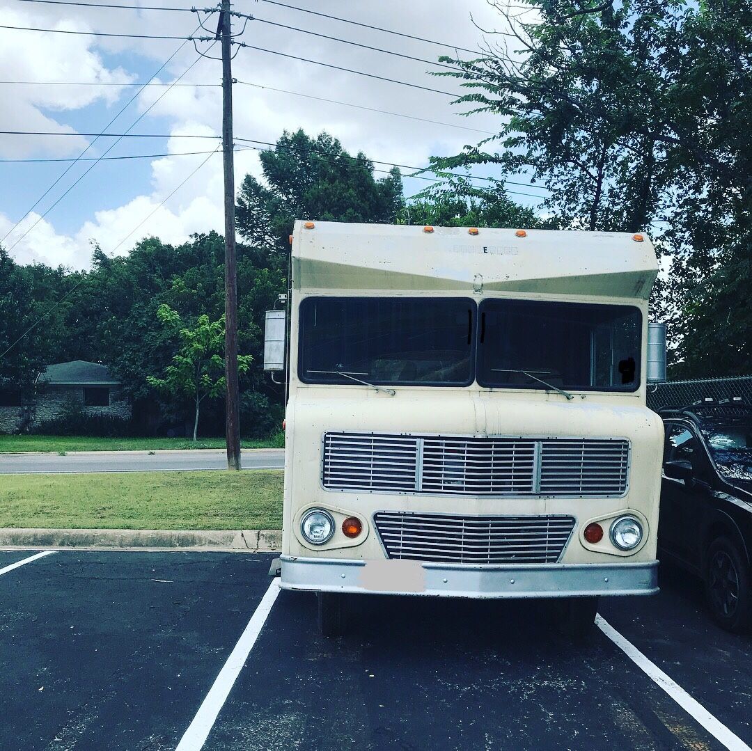 1975 Gutted Winnebago BRAVE 21ft