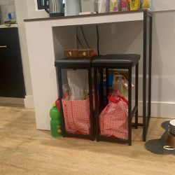 Small Kitchen Island With Stools