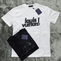 Men’s Shorts And Shirt Outfit 